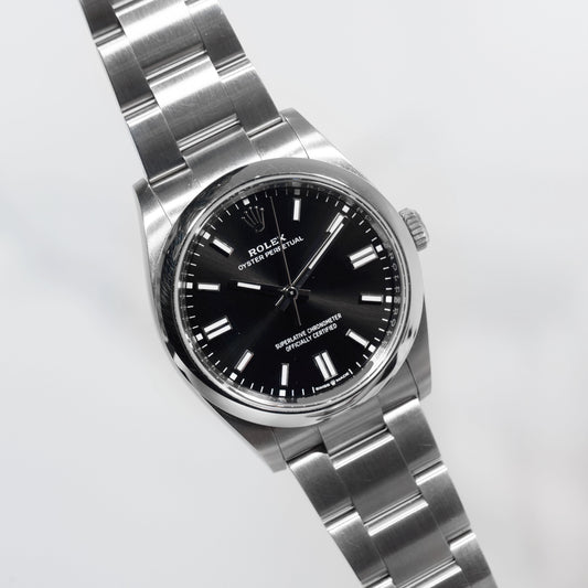 Rolex Oyster Perpetual 126000 noir