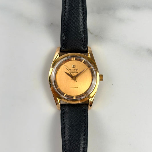 Universal Genève Polerouter or 18k ref 10357-1