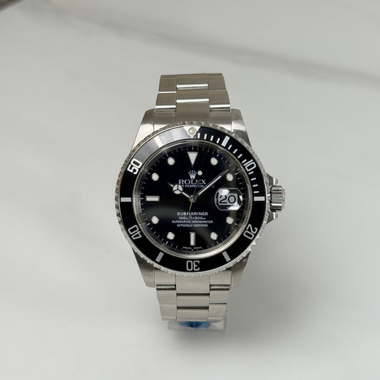 Rolex Submariner Date 16610