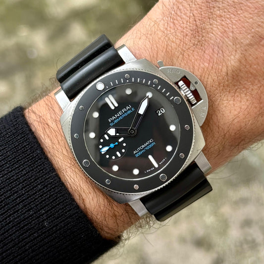 Panerai Submersible PAM00683
